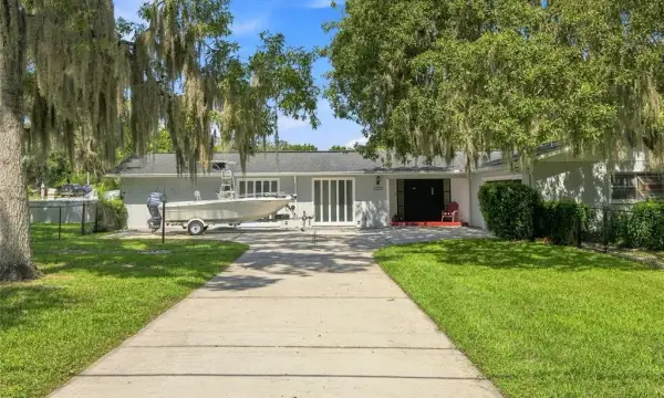 224 N Mcgowan Avenue, Crystal River, FL, 34429
