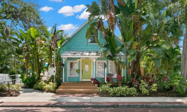 135 4th Avenue N, Safety Harbor, FL, 34695
