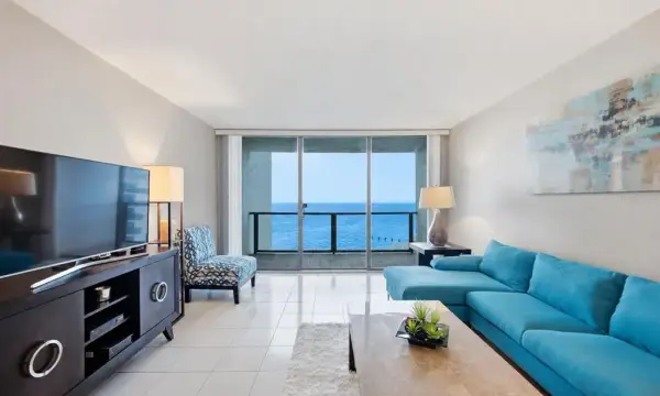 450 S Gulfview Boulevard, Unit 705, Clearwater Beach, FL, 33767