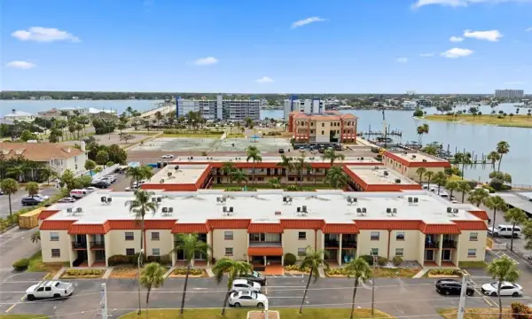 10365 Paradise Boulevard, Unit 1, Treasure Island, FL, 33706