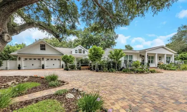 411 Roebling Road S, Belleair, FL, 33756