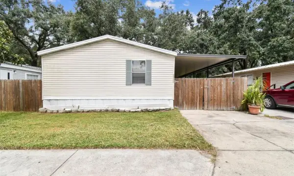 10607 Bay Hills Circle, Thonotosassa, FL, 33592