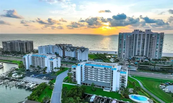 1581 Gulf Boulevard, Unit 203n, Clearwater Beach, FL, 33767