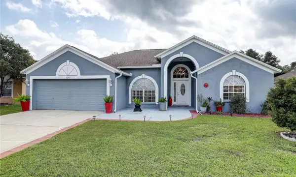 2242 Towering Oaks Circle, Seffner, FL, 33584