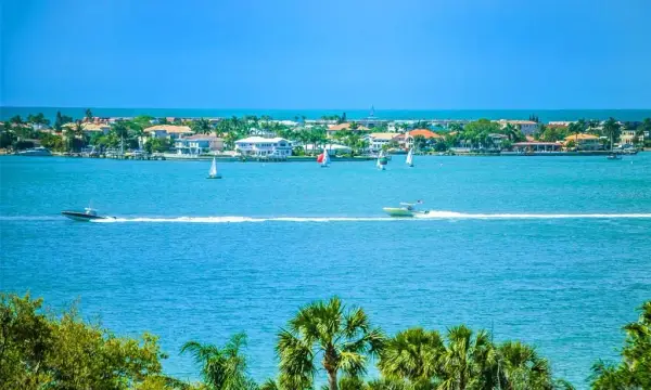139 Bluff View Drive, Unit 407, Belleair Bluffs, FL, 33770