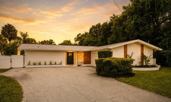 435 Mehlenbacher Road, Largo, FL, 33770