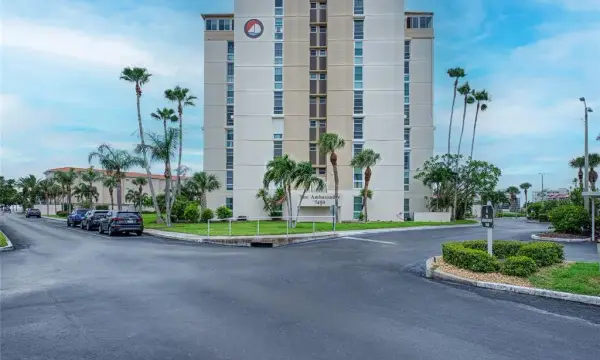 7400 Sun Island Drive S, Unit 709, South Pasadena, FL, 33707