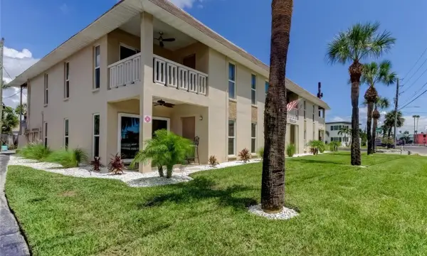 7003 Sunset Way, Unit 1, St Pete Beach, FL, 33706