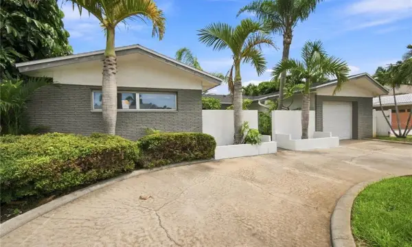 243 3rd Street W, Tierra Verde, FL, 33715