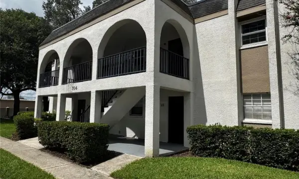 706 Oakgrove Drive, Unit 114, Brandon, FL, 33510