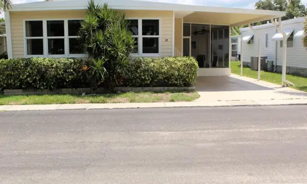 92 Thatch Palm Street E, Largo, FL, 33770