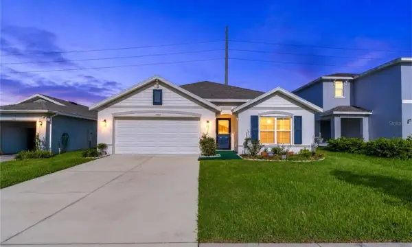 7760 Broad Pointe Drive, Zephyrhills, FL, 33540