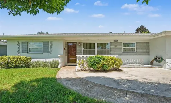 8948 108th Street N, Seminole, FL, 33772