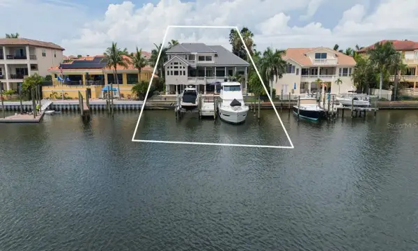 6113 Pasadena Point Boulevard, Gulfport, FL, 33707