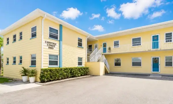 9895 1st Street E, Unit 5, Treasure Island, FL, 33706