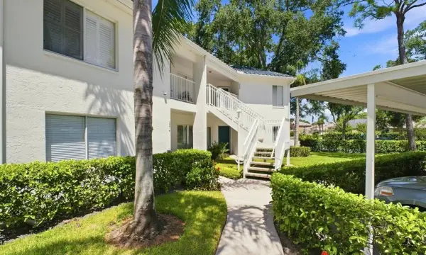 3588 Indigo Pond Drive, Unit 12, Palm Harbor, FL, 34685