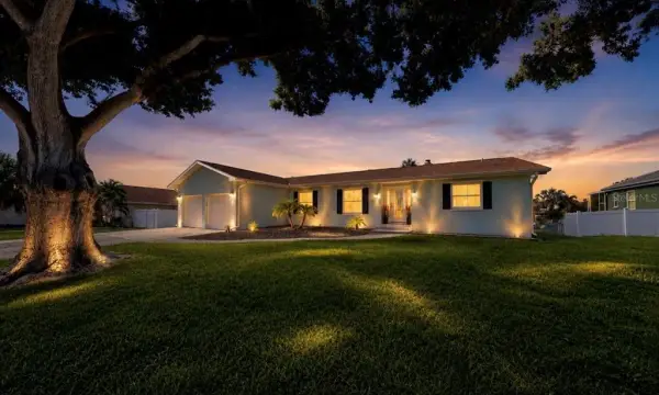 708 Spanish Main Drive, Apollo Beach, FL, 33572