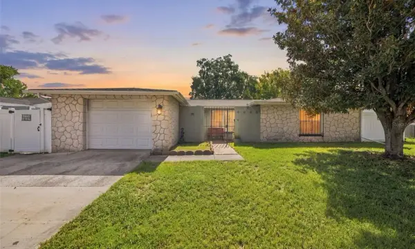 9040 CRABTREE LANE, PORT RICHEY, FL, 34668