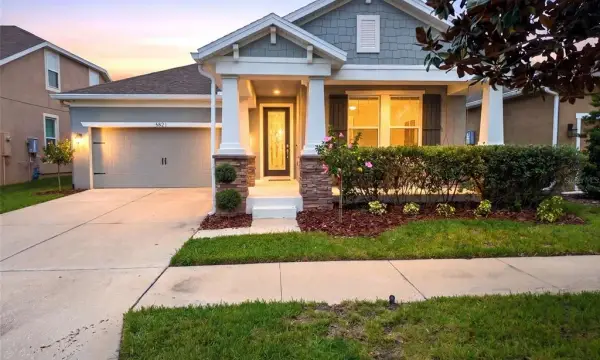 5821 Jasper Glen Drive, Lithia, FL, 33547