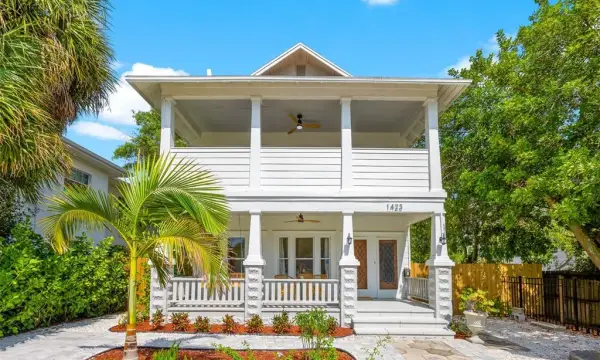 1423 Dr Martin Luther King Jr Street N, St Petersburg, FL, 33704