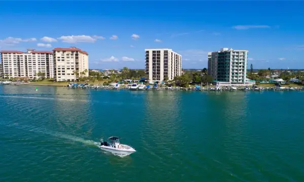 690 Island Way, Unit 511, Clearwater Beach, FL, 33767