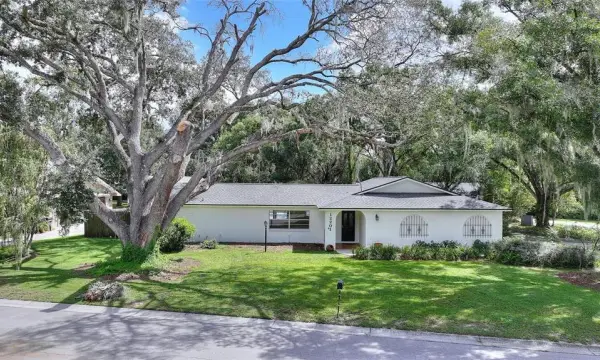 12201 Elsmere Court, Thonotosassa, FL, 33592