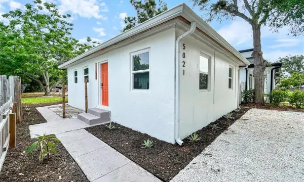 5021 9th Avenue S, Gulfport, FL, 33707
