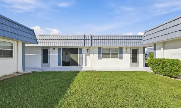 1901 Andover Way, Unit 37, Sun City Center, FL, 33573