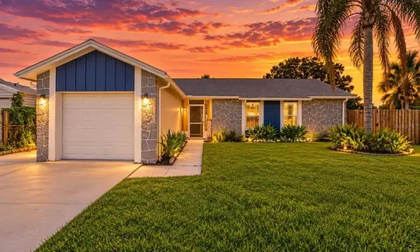208 Flamingo Dr, Apollo Beach, FL, 33572