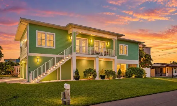 205 162nd Avenue, Redington Beach, FL, 33708
