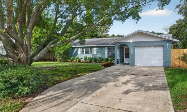 1330 Wildwood Court, Dunedin, FL, 34698