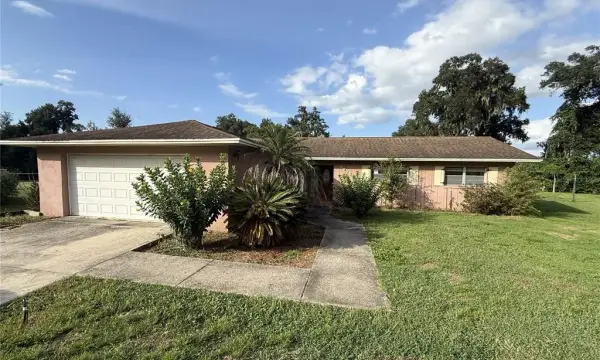 2906 Oak Crest Drive, Plant City, FL, 33565
