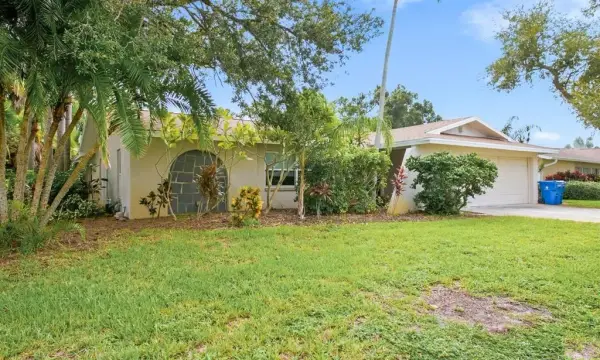 9165 136th Street, Seminole, FL, 33776