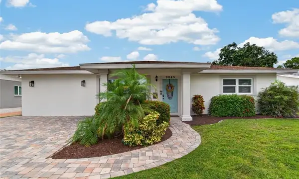9043 2nd Street N, St Petersburg, FL, 33702