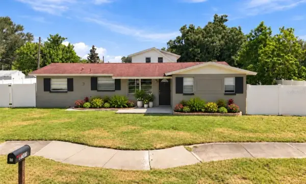 8701 94th Street, Seminole, FL, 33777