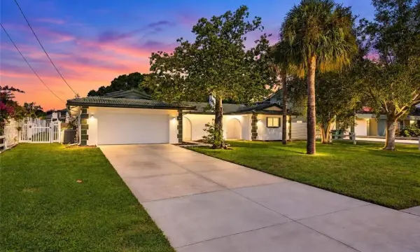 725 S Bayshore Boulevard, Safety Harbor, FL, 34695