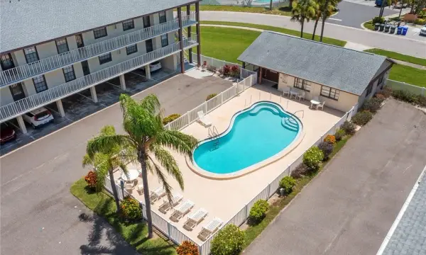 340 Causeway Boulevard, Unit 104, Dunedin, FL, 34698