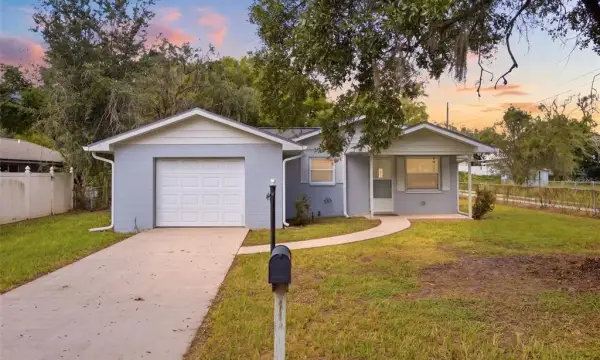 38123 10th Avenue, Zephyrhills, FL, 33542