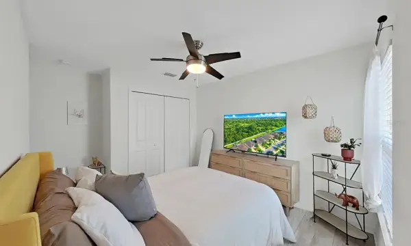 5037 White Chicory Drive, Apollo Beach, FL, 33572