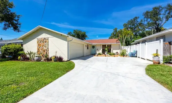 14803 Sunset Drive, Largo, FL, 33774
