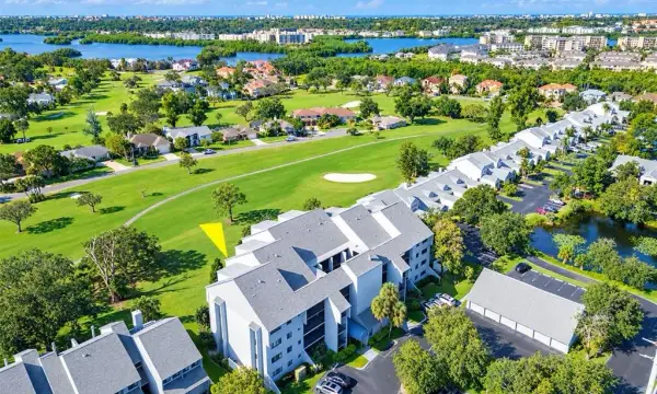 9200 Park Boulevard, Unit 105, Seminole, FL, 33777