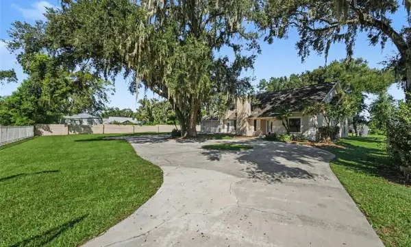 126 Goins Drive, Seffner, FL, 33584