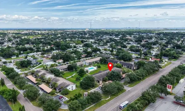 725 83rd Avenue N, Unit 205, St Petersburg, FL, 33702