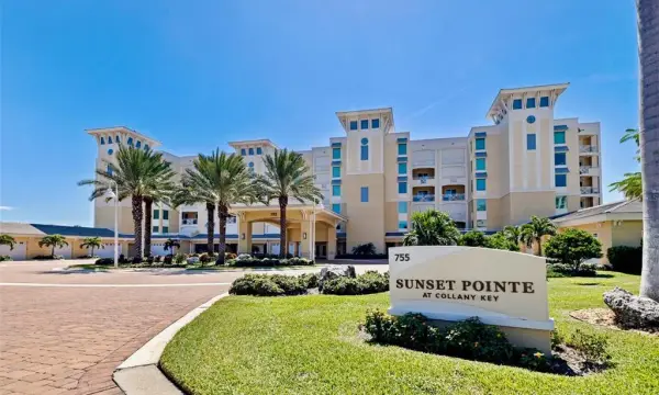 755 Collany Road, Unit 408, Tierra Verde, FL, 33715