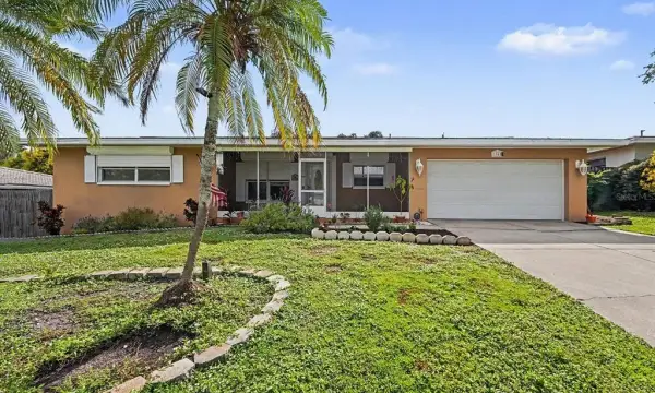 1945 Souvenir Drive, Clearwater, FL, 33755
