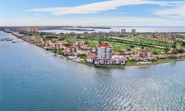 6265 Sun Boulevard, Unit 805, St Petersburg, FL, 33715