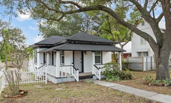 136 N Ring Avenue, Tarpon Springs, FL, 34689