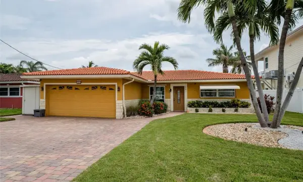 541 Crystal Drive, Madeira Beach, FL, 33708