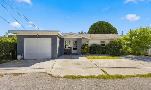 13730 Melanie Avenue, Hudson, FL, 34667